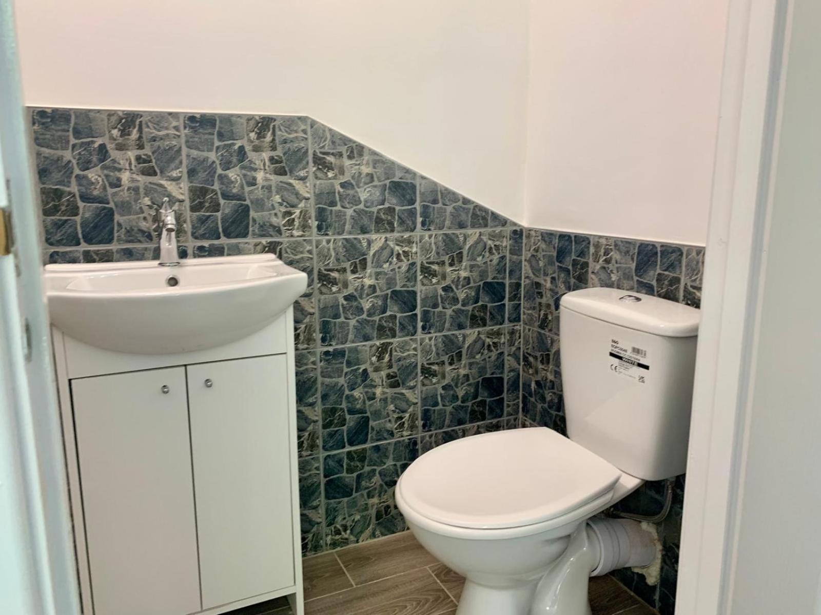 M4M Rooms- Ng7 6Pd Room 1 Nottingham Esterno foto